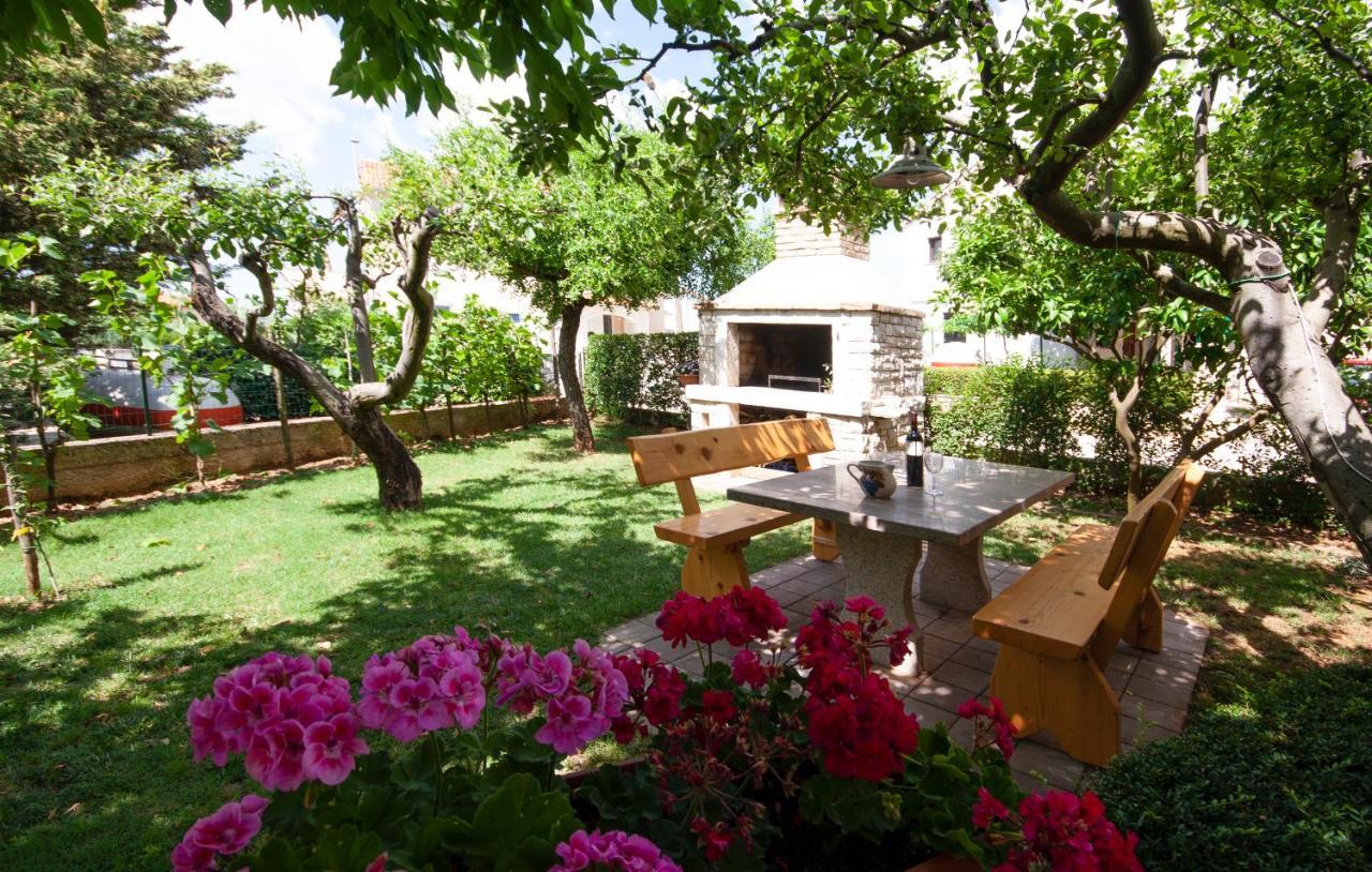 Guest House Ljubica Medulin Extérieur photo
