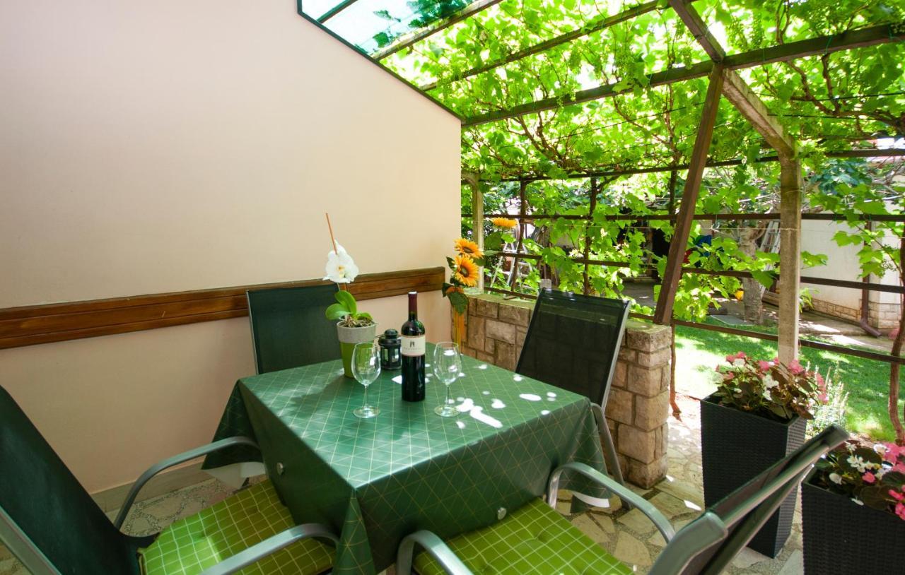 Guest House Ljubica Medulin Extérieur photo