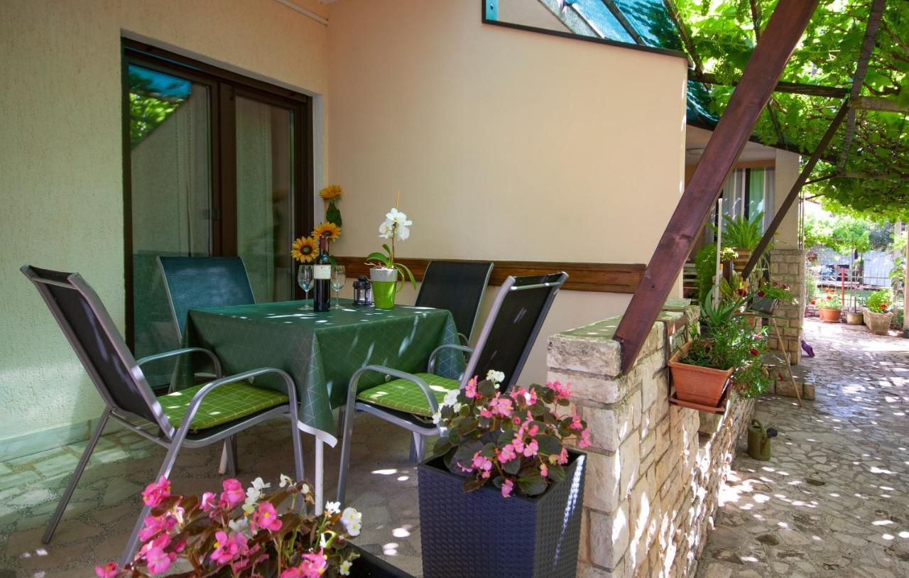 Guest House Ljubica Medulin Extérieur photo