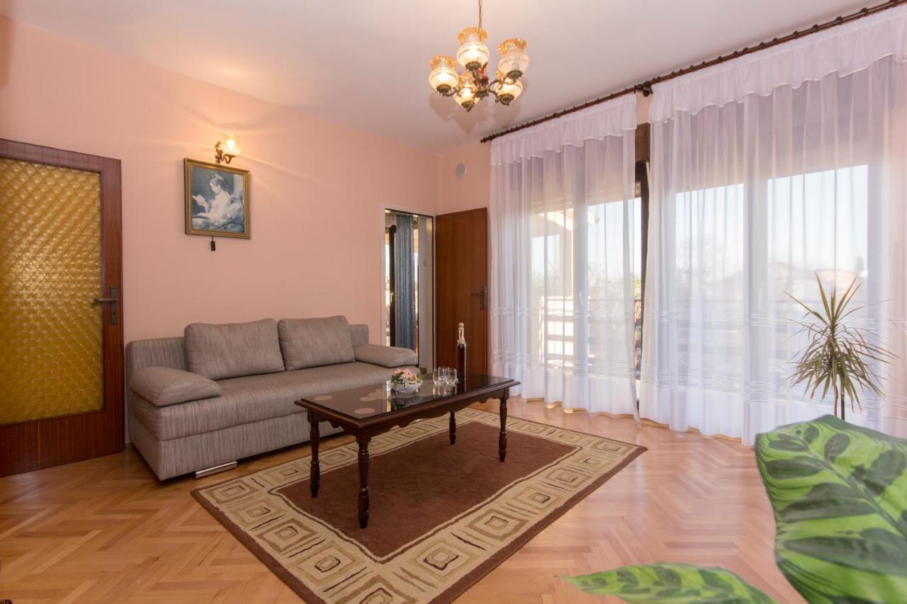 Guest House Ljubica Medulin Extérieur photo