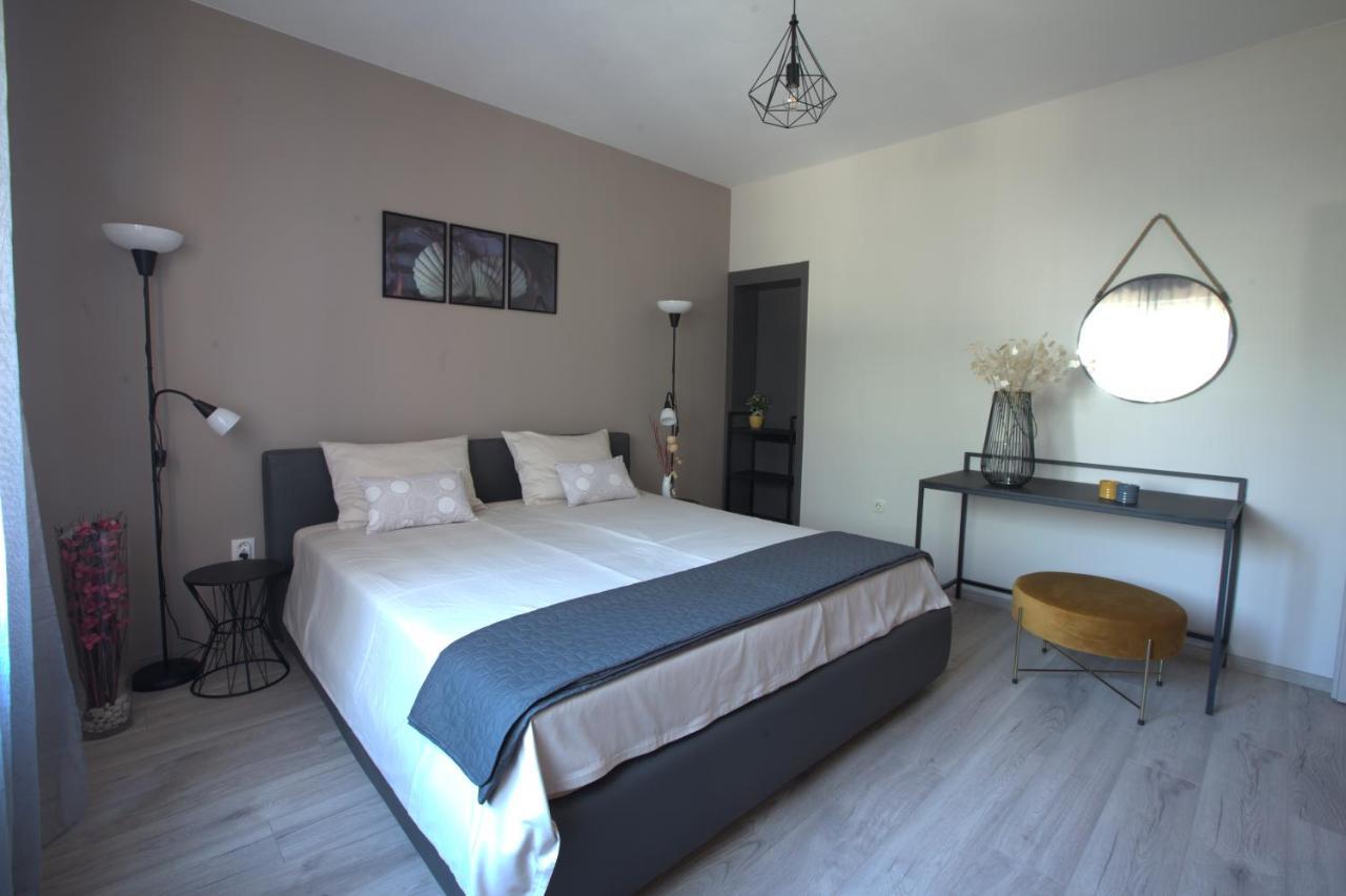 Guest House Ljubica Medulin Extérieur photo