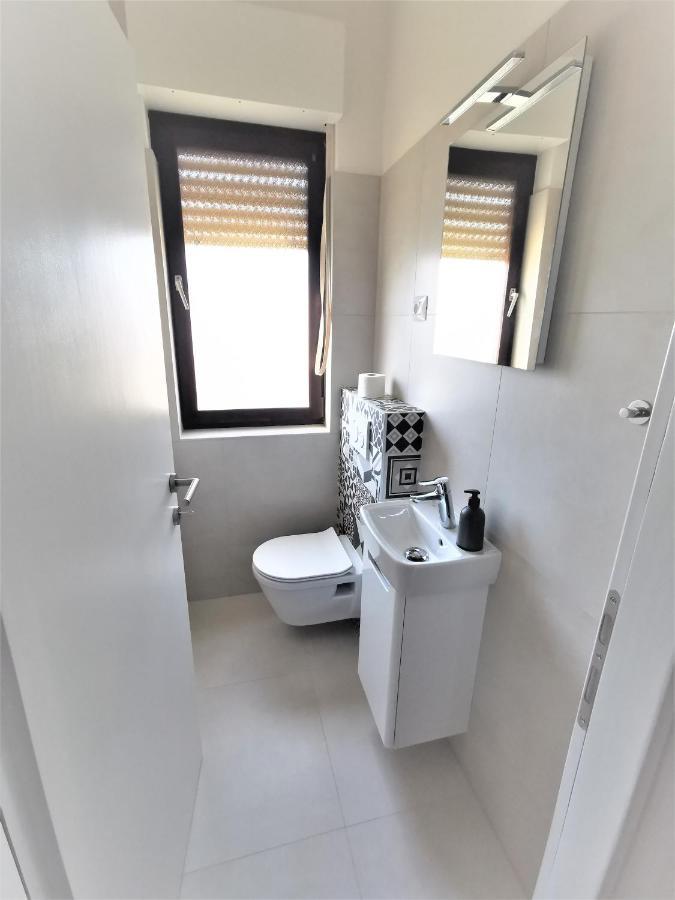 Guest House Ljubica Medulin Extérieur photo