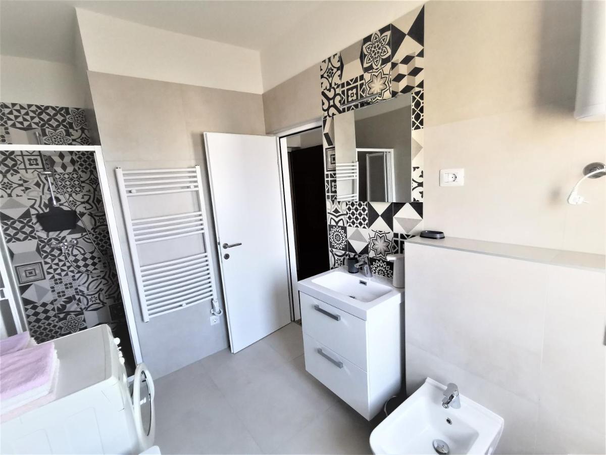 Guest House Ljubica Medulin Extérieur photo