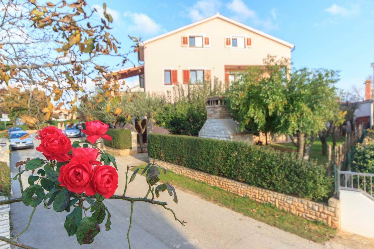 Guest House Ljubica Medulin Extérieur photo